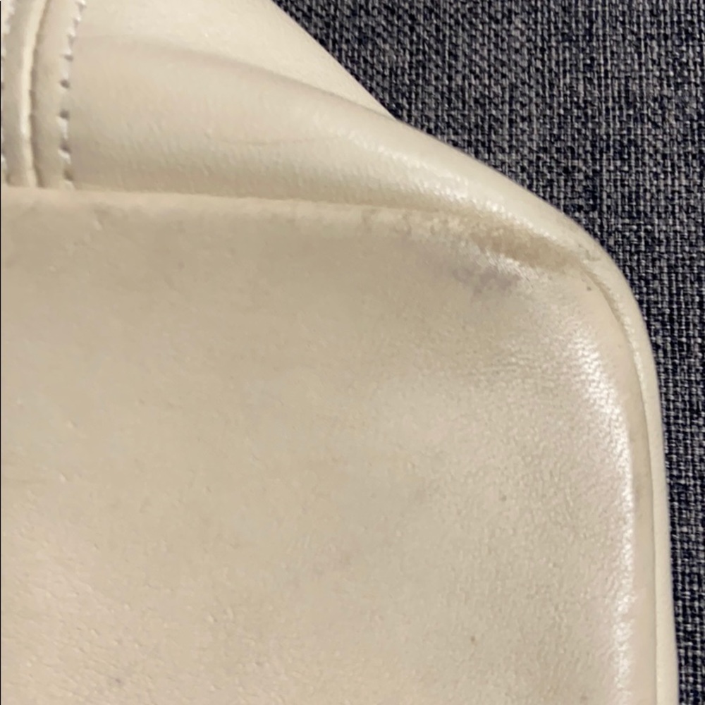 Vintage Coach leather cross body bag, cream - Picture 13 of 15